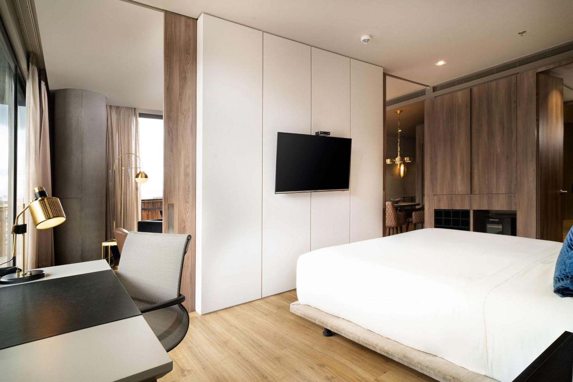 Salvio Parque 93 Bogota, Curio Collection By Hilton